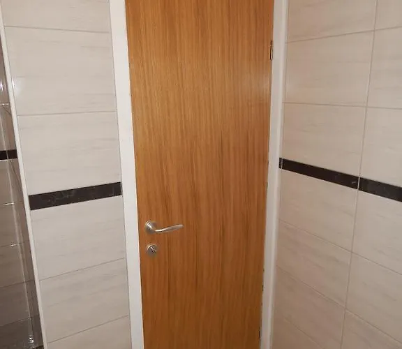 شقة Saric Sukošan