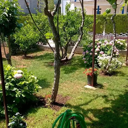 Saric Apartment Sukošan