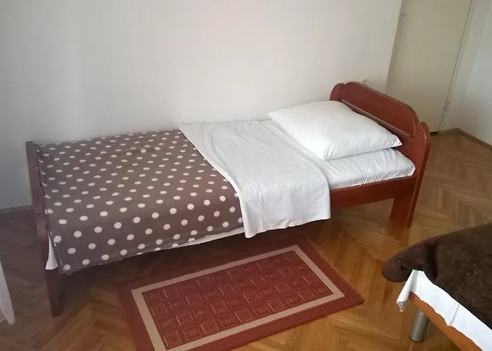 Saric Διαμέρισμα *